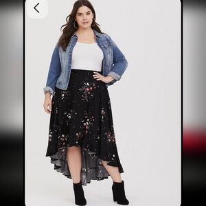 Torrid Black Floral High Low Midi Plus Skirt Size 2
